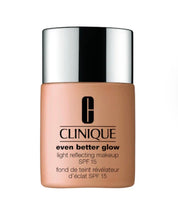 CLINIQUE - Even Better Glow SPF 15 - Fondotinta Illuminante SPF 15