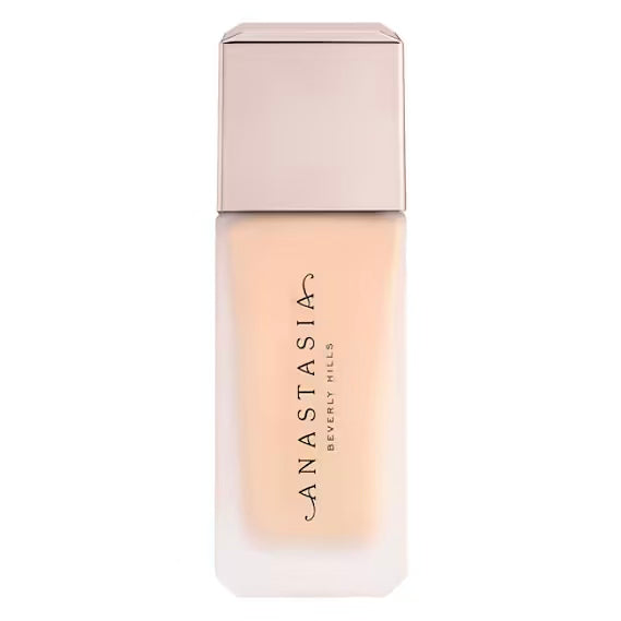 ANASTASIA BEVERLY HILLS - 
Impeccable Blurring Second-Skin Matte Foundation - Fondotinta